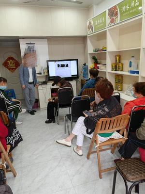 駝奶能治腎病、糖尿病和乙肝?商店送雞蛋、旅游引誘老人參加講座,查處曝光